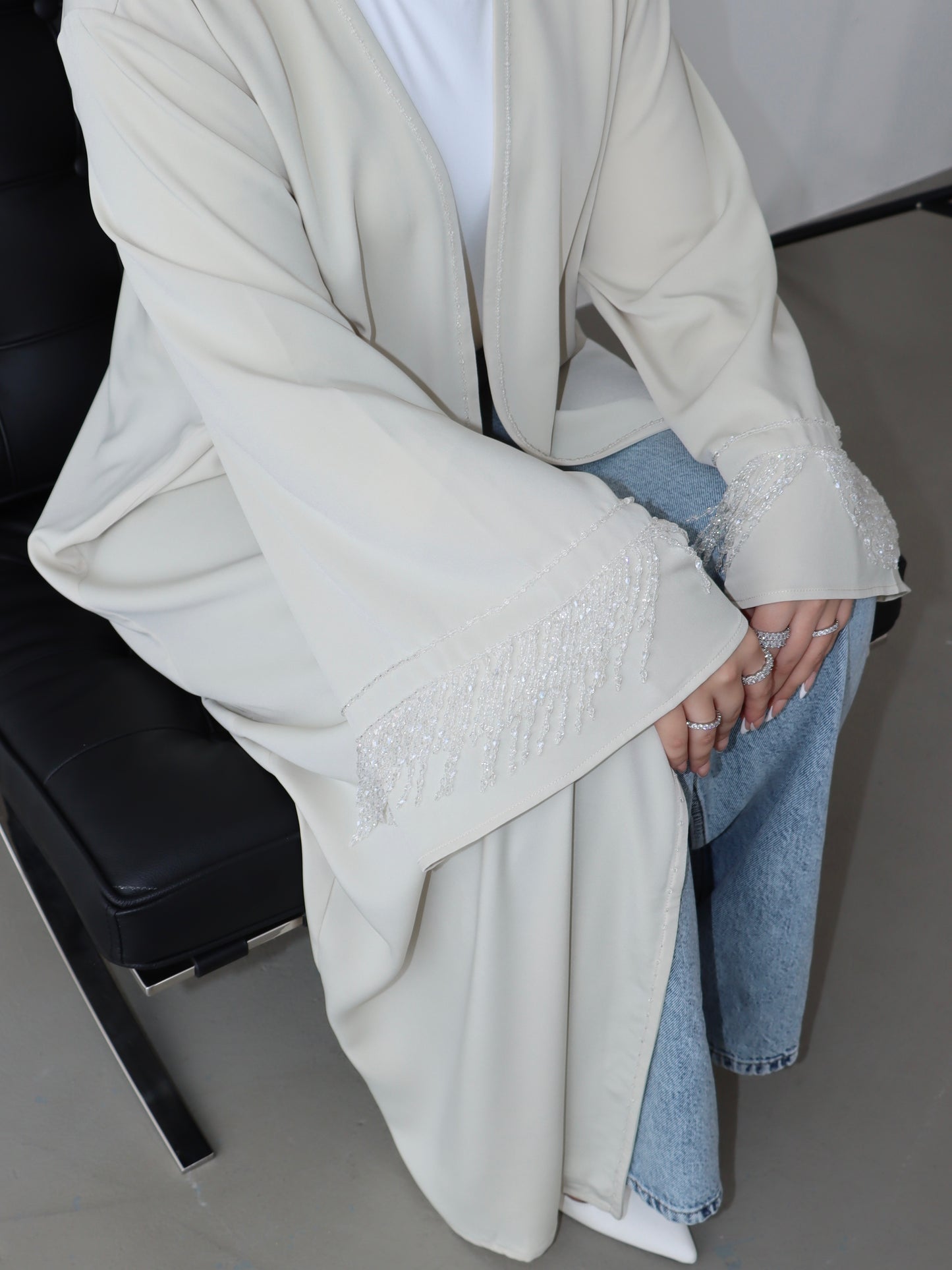 JANNAH ABAYA - BEIGE